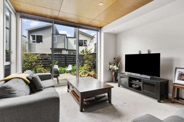 3/3 Severn Street Island Bay_1