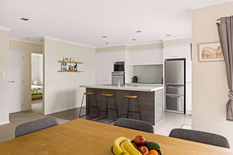 8 Beachwood Drive Hatfields Beach_7