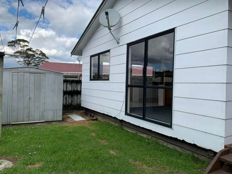 1 Lacebark Court Titirangi_10