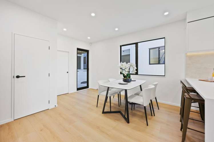 Lot 1-5/13 Meadway Sunnyhills_15