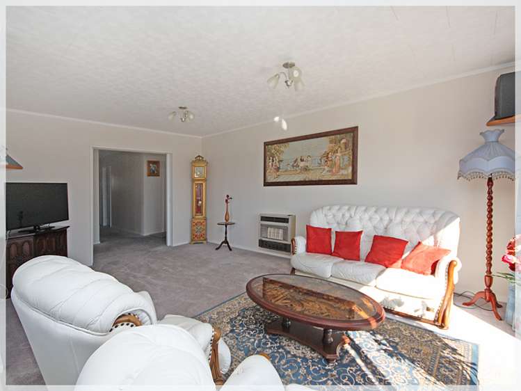 8 Brown Street Foxton_13