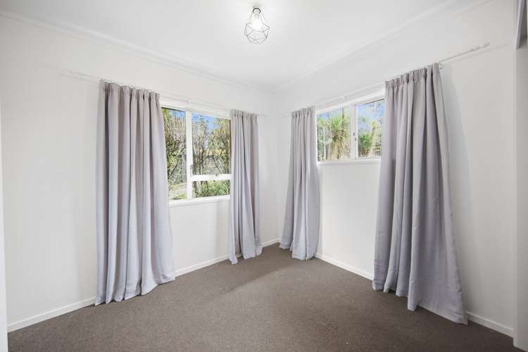 69 Holland Road Hillcrest_8