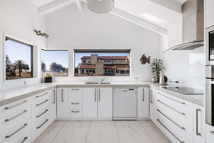 1167 Papamoa Beach Road Papamoa_5