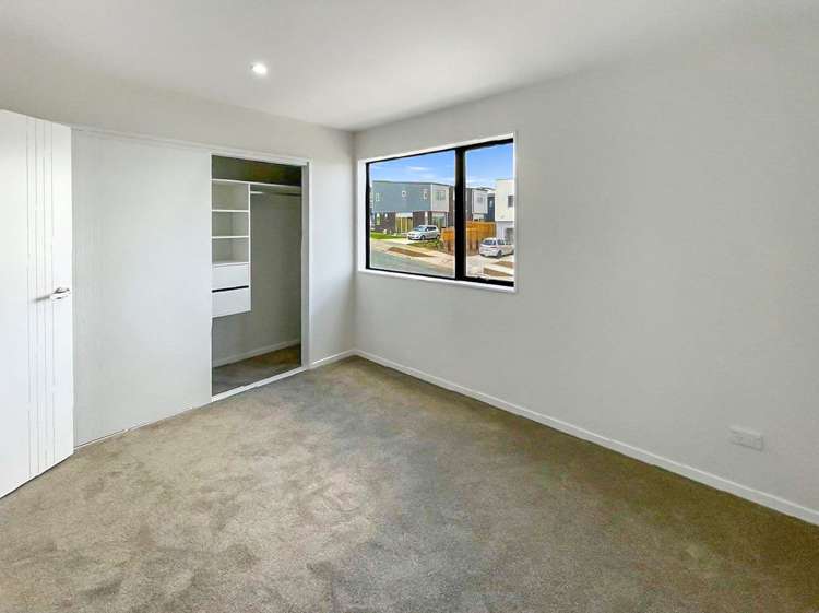 3B Putiputi Way Papakura_14
