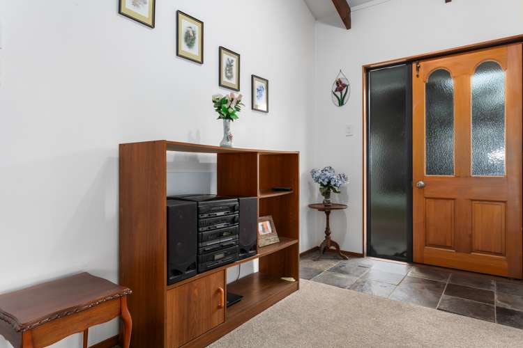 17 The Glebe Coastlands_7