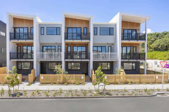 Modern Three-Level Living with Flexible Options