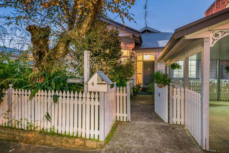 4 Lake Road Devonport_0