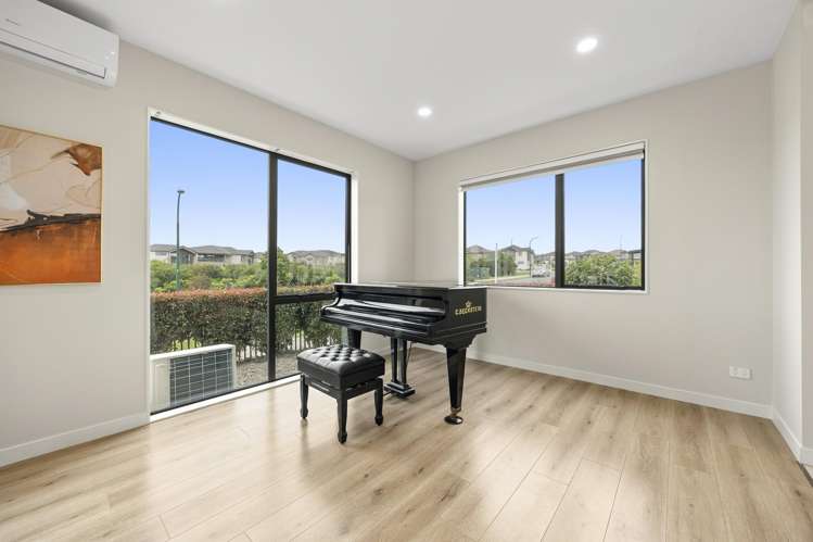1 Repehina Road Flat Bush_9