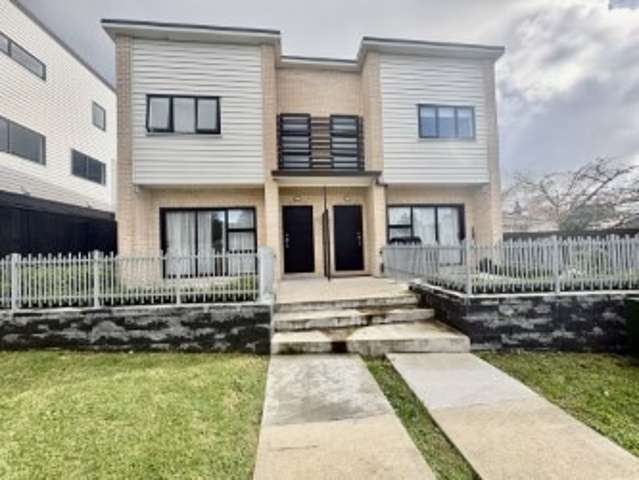 Spacious 3-Bedroom Townhouse