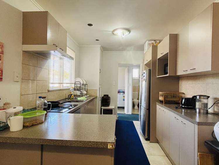 1/10 Chartwell Ave Glenfield_8