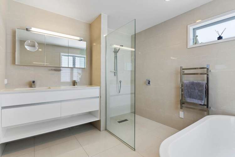 3/304 Beach Road Campbells Bay_37