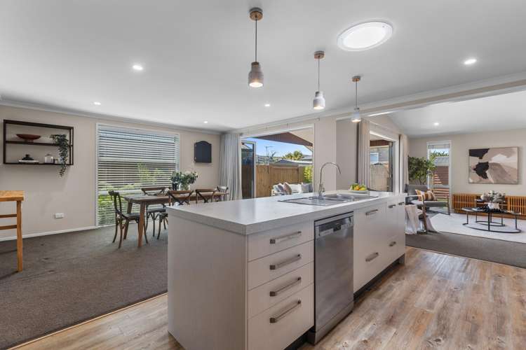 8 Tuaia Street Pyes Pa_5