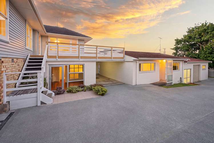 82 & 82A Sunnybrae Road Hillcrest_2