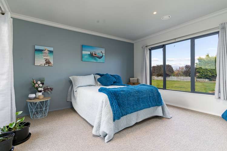 102 Paierau Road Opaki_12