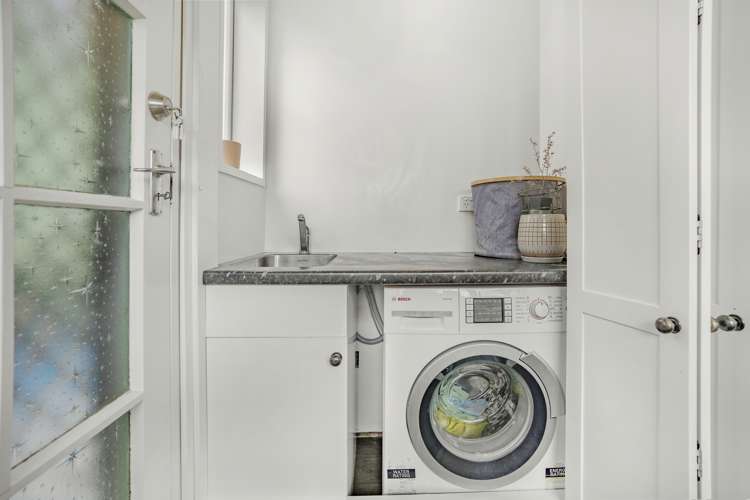 21 Hamerton Street Naenae_10