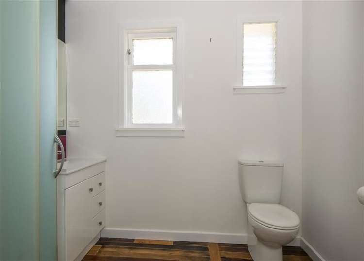 3 Richardson Avenue Burleigh_5