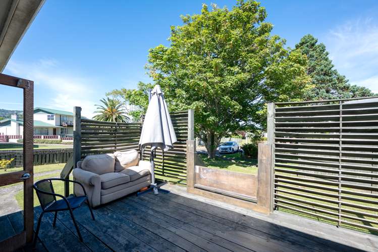 13 Byron Grove Owhata_11