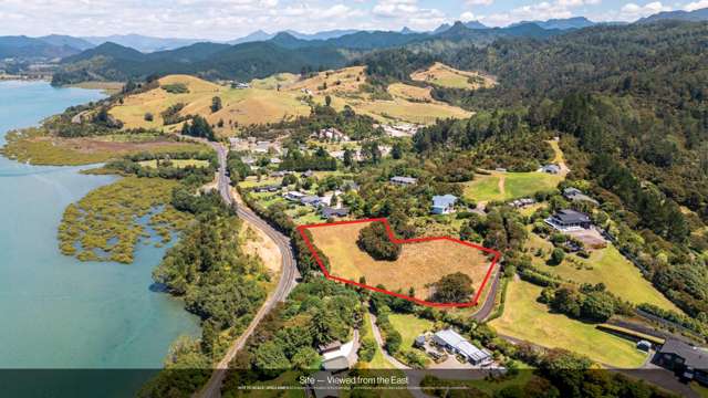 TOWN, COUNTRY, VIEWS - PRICED UNDER CV