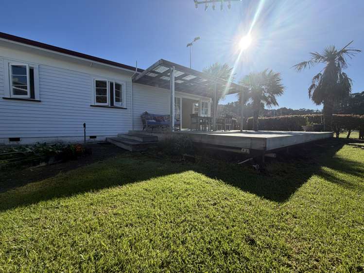 549 Leigh Road_0