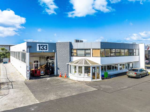 Long-term tenant in tightly held Wairau Valley