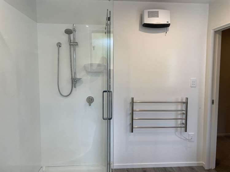 1409 Main North Road Waikuku_14