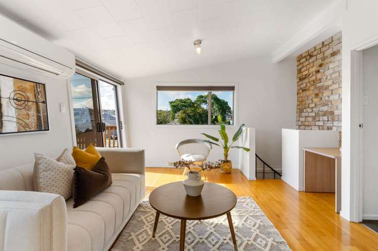 1/31 Eastern Beach Road Eastern Beach_5