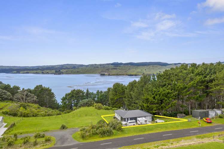 146 Maukutea Drive Kawhia_17