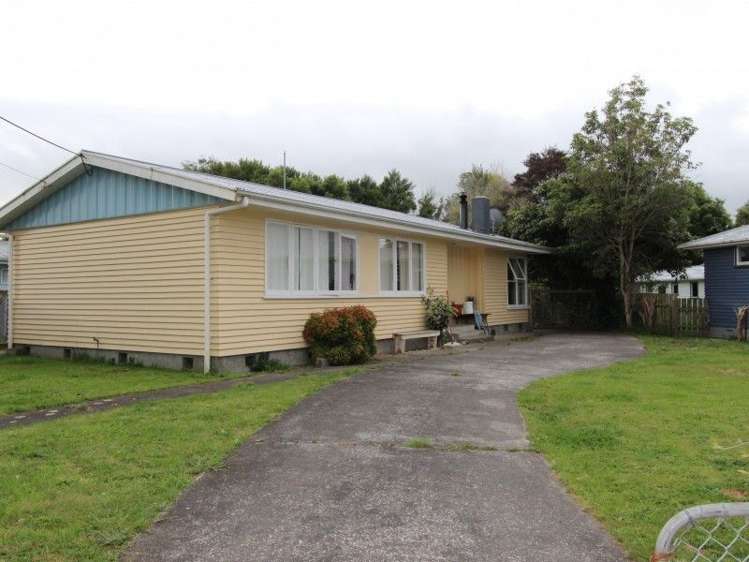 24 Victoria Street Pahiatua_10