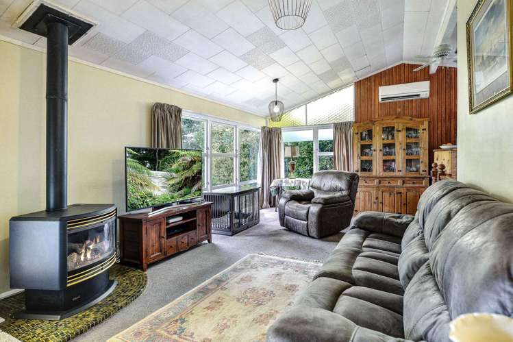 9 Lorraine Place Glenview_15