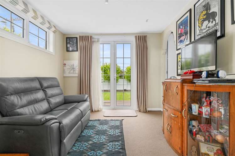 30 Achilles Street Burwood_8