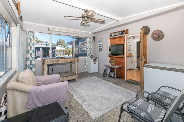 1243 Pouewe Street Kawhia_13