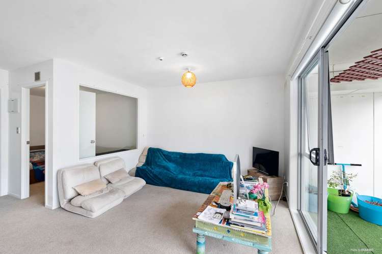 107/10 Flower Street Eden Terrace_3