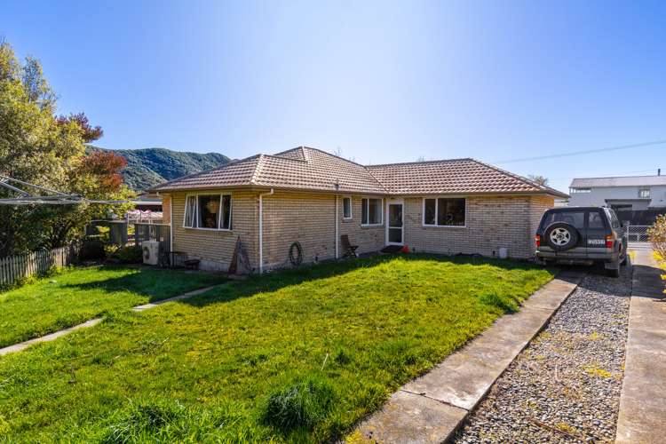 257a Waikawa Road Waikawa_7