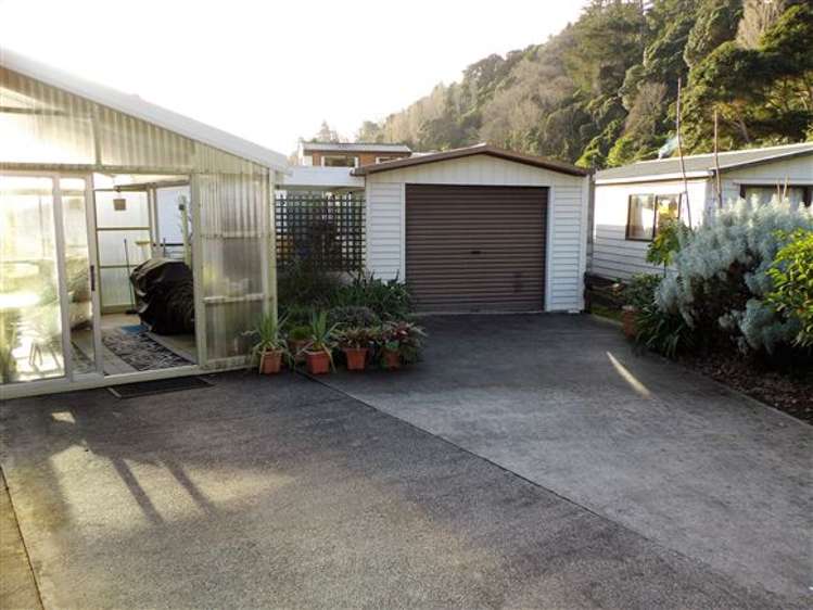 101 Ash Street Thames_18