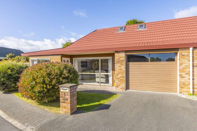 1/83 Langdale Avenue Paraparaumu_0