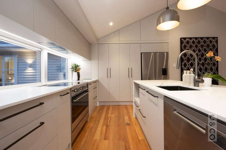 2 Queen Street Riverhead_39