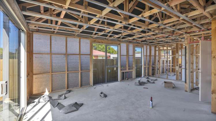 1-4/206 Racecourse Road_2