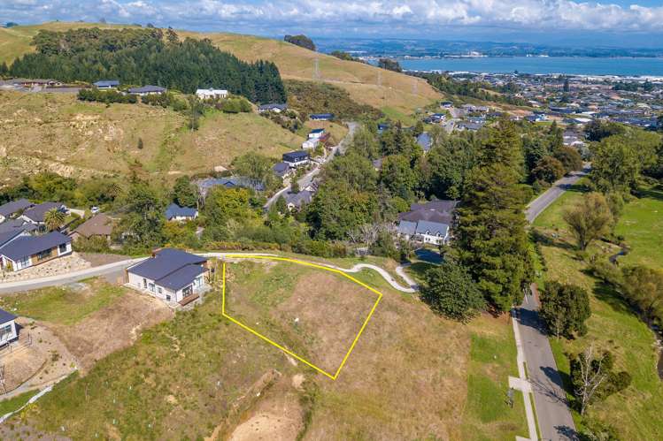 28 Hill Tops Way Stoke_3