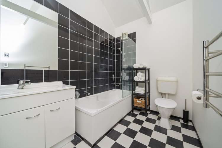 127 Wairau Road Oakura_12