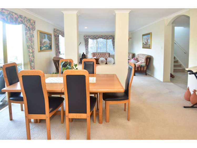 123 Grovenor Drive Orewa_5