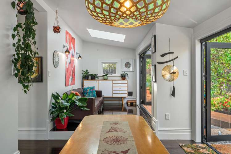 73 Austin Street Mount Victoria_15