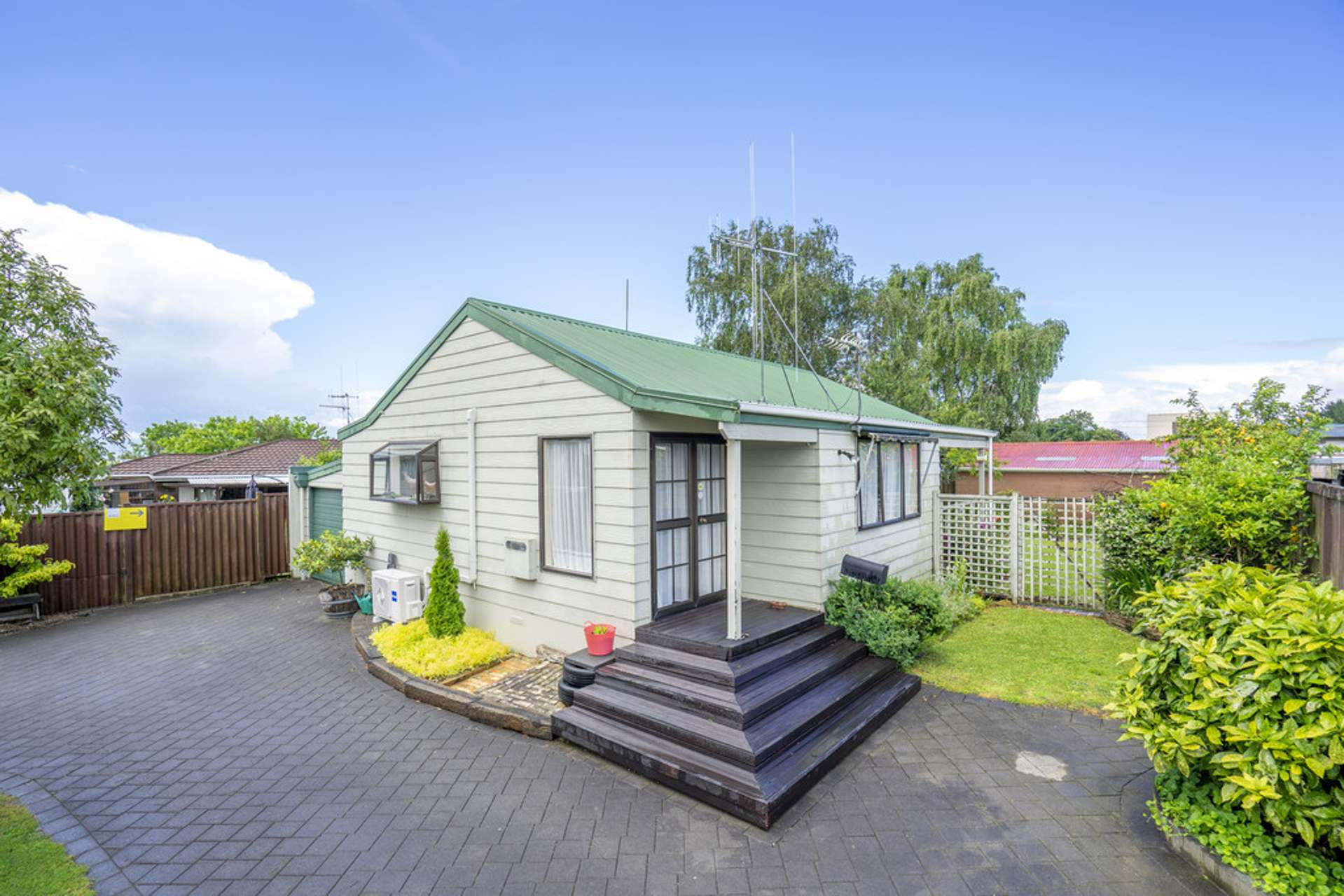 19b Gibson Road Dinsdale_0