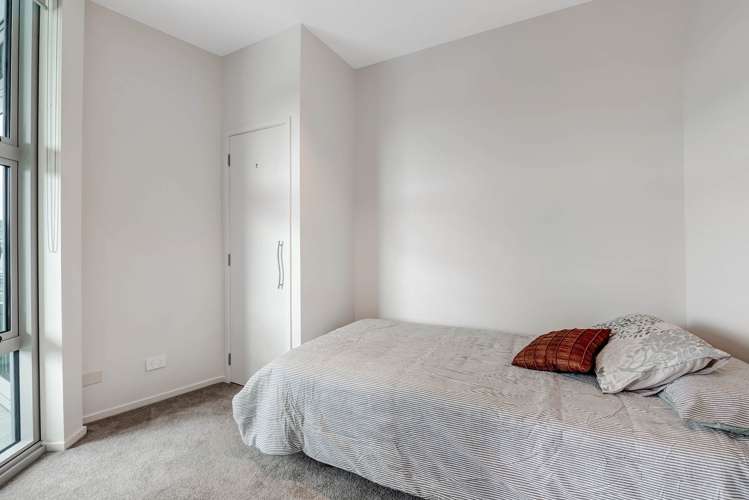 507/11 Tamariki Avenue Orewa_9