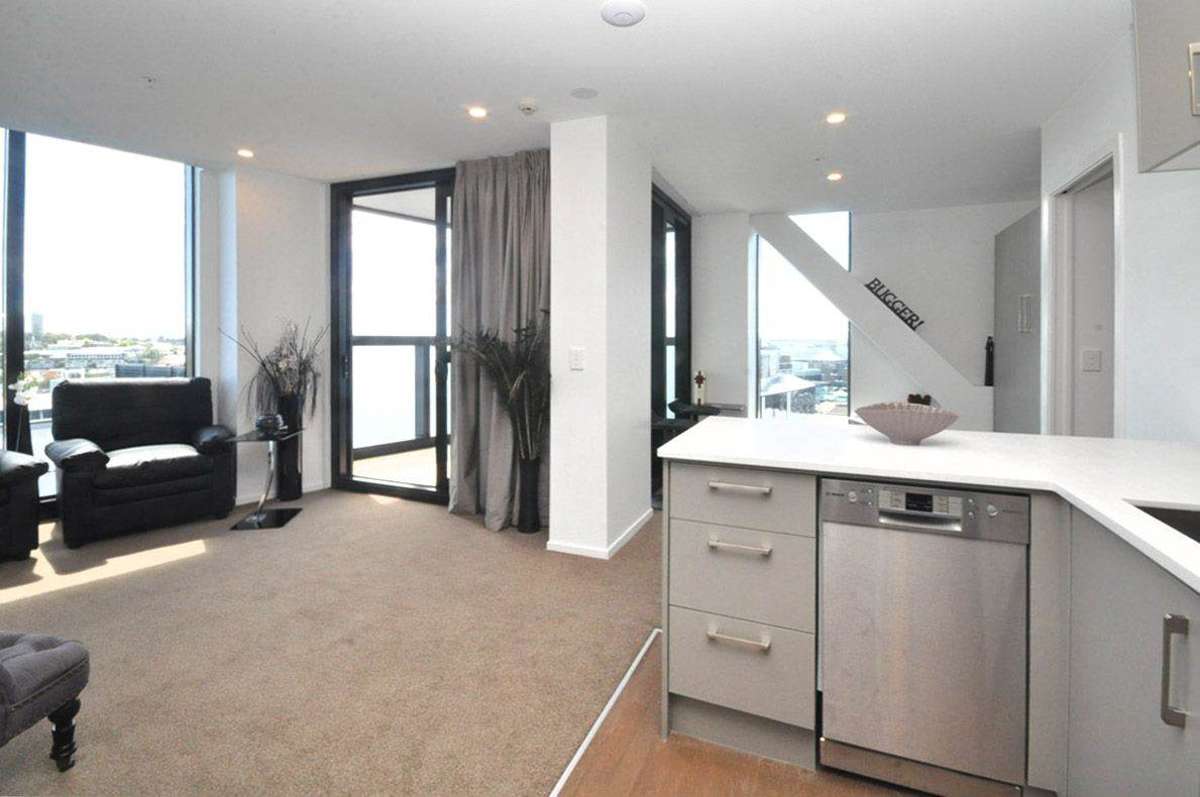 705/147 Victoria Street West_2