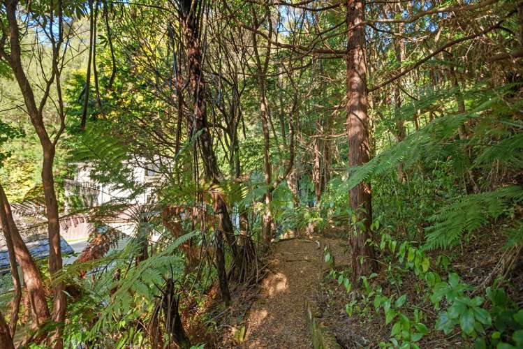 10 Haven Grove Naenae_32