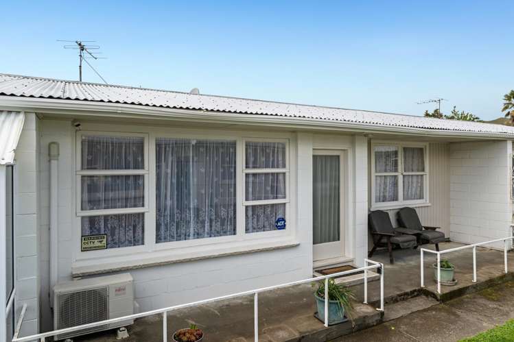 2/8 Purser Crescent Witherlea_14