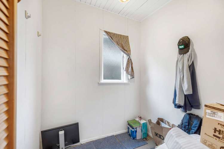 127 Linton Street West End_18