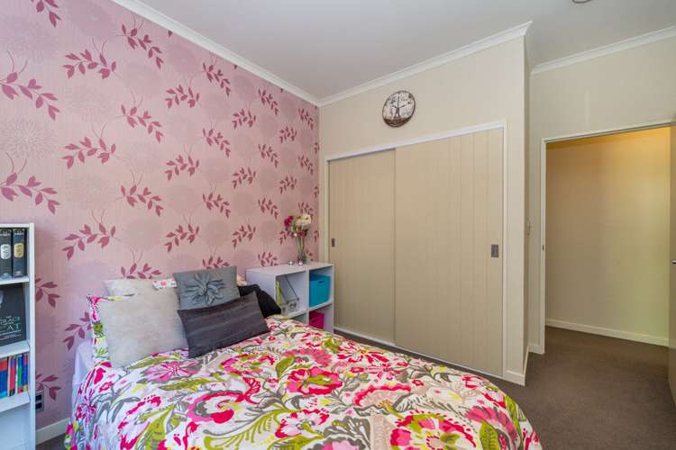 8 Sunningdale Drive Stoke_18