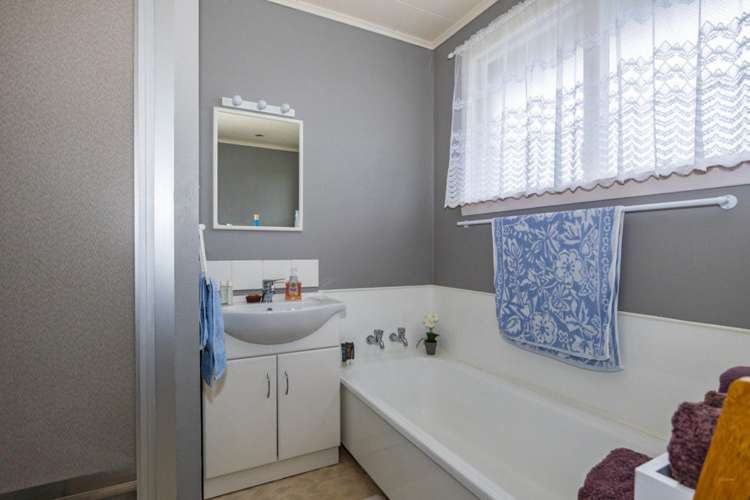 5 Glamis Street Marchwiel_13