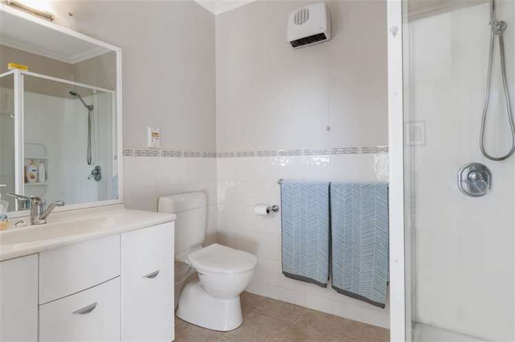 2 Waratah Street Matua_16